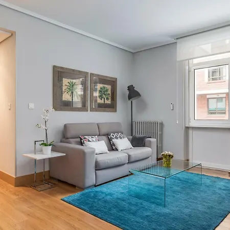 Art Gallery By Forever Apartament *